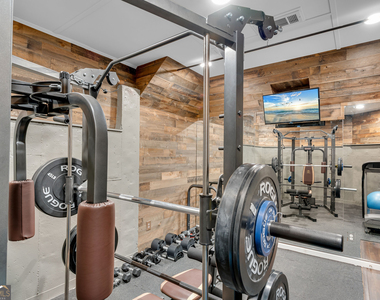 4405 Fairfax Drive - Photo Thumbnail 42