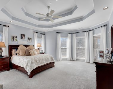 4405 Fairfax Drive - Photo Thumbnail 18