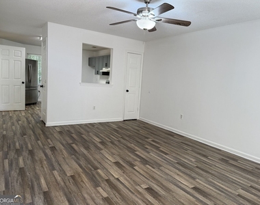 110 Pasteur Court - Photo Thumbnail 3