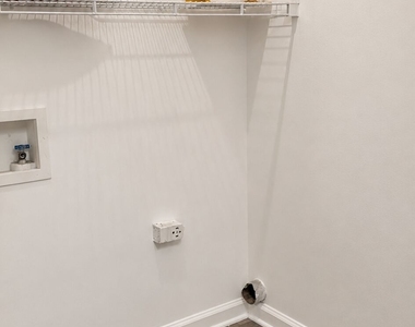 110 Pasteur Court - Photo Thumbnail 5