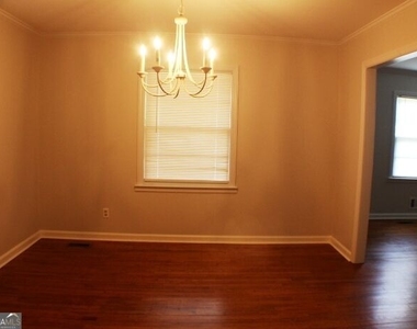 106 Oakhurst Drive - Photo Thumbnail 9