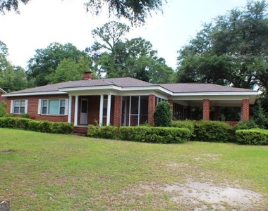 106 Oakhurst Drive - Photo Thumbnail 1