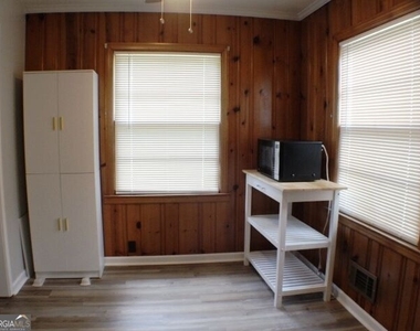 106 Oakhurst Drive - Photo Thumbnail 12