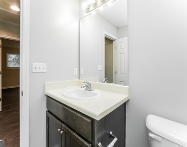 400 Lexington - Photo Thumbnail 12