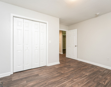 400 Lexington - Photo Thumbnail 10