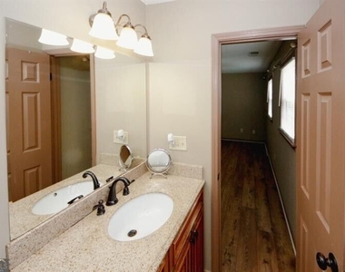 4033 Scenic Mountain Drive - Photo Thumbnail 25