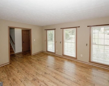 4033 Scenic Mountain Drive - Photo Thumbnail 3