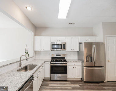 3616 Elkhorn Court - Photo Thumbnail 10