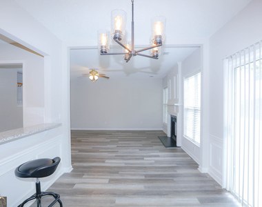 3616 Elkhorn Court - Photo Thumbnail 9