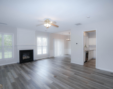 3616 Elkhorn Court - Photo Thumbnail 4