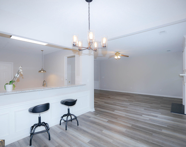 3616 Elkhorn Court - Photo Thumbnail 7