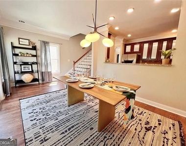 634 Irwin Street Ne - Photo Thumbnail 2