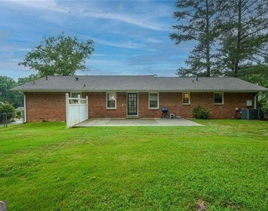 2168 Cannon Hill Road Sw - Photo Thumbnail 12