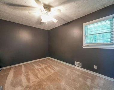 2168 Cannon Hill Road Sw - Photo Thumbnail 10