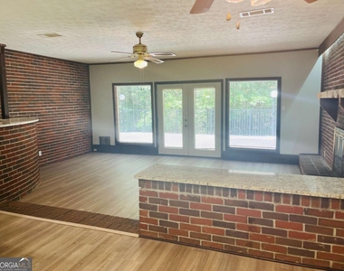 163 Old Norton Road - Photo Thumbnail 19
