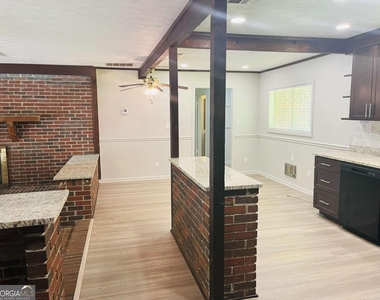 163 Old Norton Road - Photo Thumbnail 13