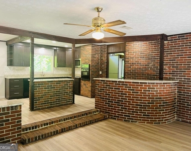 163 Old Norton Road - Photo Thumbnail 15