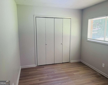 163 Old Norton Road - Photo Thumbnail 22