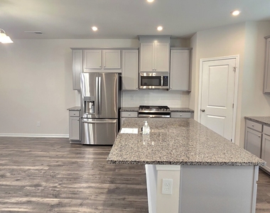 3608 Hidden Valley Cir - Photo Thumbnail 14