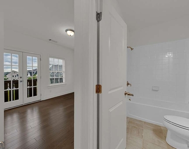 6807 Encore Boulevard - Photo Thumbnail 36