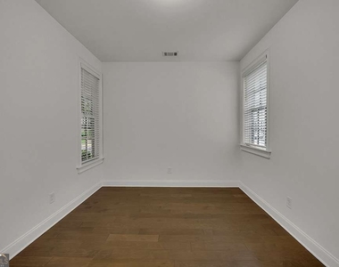 6807 Encore Boulevard - Photo Thumbnail 43