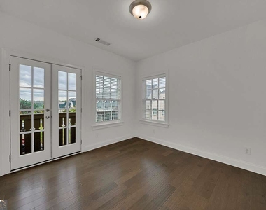 6807 Encore Boulevard - Photo Thumbnail 38