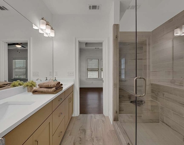 6807 Encore Boulevard - Photo Thumbnail 18