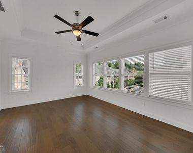 6807 Encore Boulevard - Photo Thumbnail 31