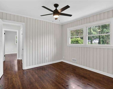3081 Glendale Court - Photo Thumbnail 10