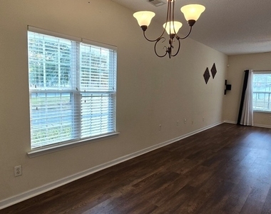 5472 Festival Av - Photo Thumbnail 5