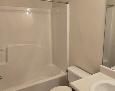 5472 Festival Av - Photo Thumbnail 23