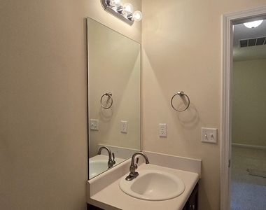 5472 Festival Av - Photo Thumbnail 24