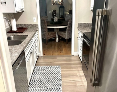 2513 Demere Road - Photo Thumbnail 9
