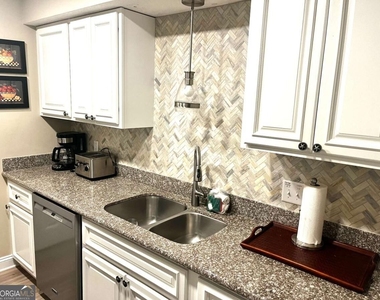 2513 Demere Road - Photo Thumbnail 11
