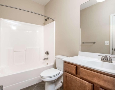 528 Twinrose Way - Photo Thumbnail 32