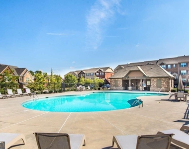 528 Twinrose Way - Photo Thumbnail 39