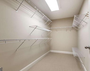 528 Twinrose Way - Photo Thumbnail 21
