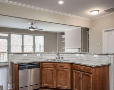 528 Twinrose Way - Photo Thumbnail 8