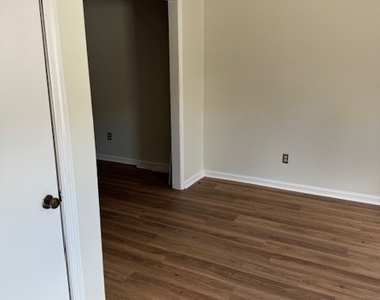 80 East Jones Avenue - Photo Thumbnail 4