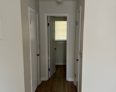 80 East Jones Avenue - Photo Thumbnail 8