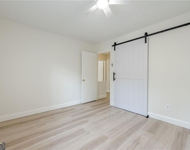 10310 Rillridge Court - Photo Thumbnail 24