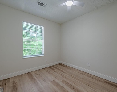 10310 Rillridge Court - Photo Thumbnail 22