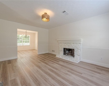 10310 Rillridge Court - Photo Thumbnail 5