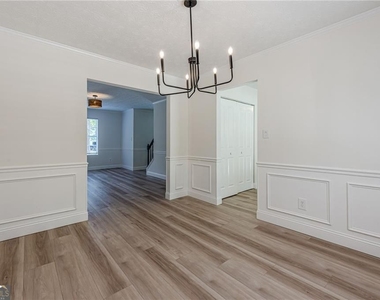 10310 Rillridge Court - Photo Thumbnail 8