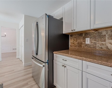 10310 Rillridge Court - Photo Thumbnail 15