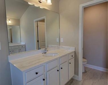 3305 Linstead Court - Photo Thumbnail 17