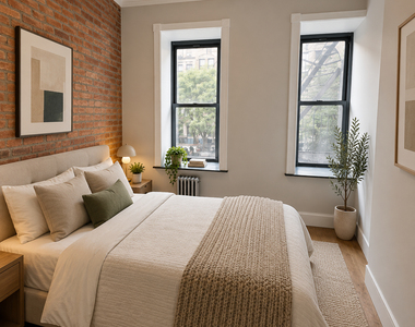 9 West 103rd Street - Photo Thumbnail 2