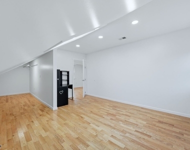 1208 Orange Ave - Photo Thumbnail 16