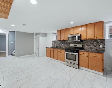 1208 Orange Ave - Photo Thumbnail 22