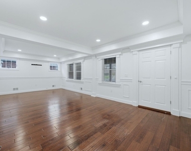 1208 Orange Ave - Photo Thumbnail 4